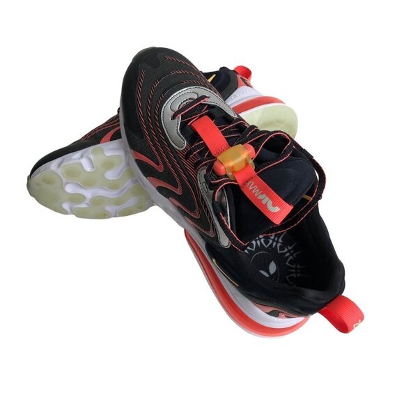 Men\'s Nike Air Max 270‎ React Engineered Running Shoes, size 8 CW7302- 001 main image 8